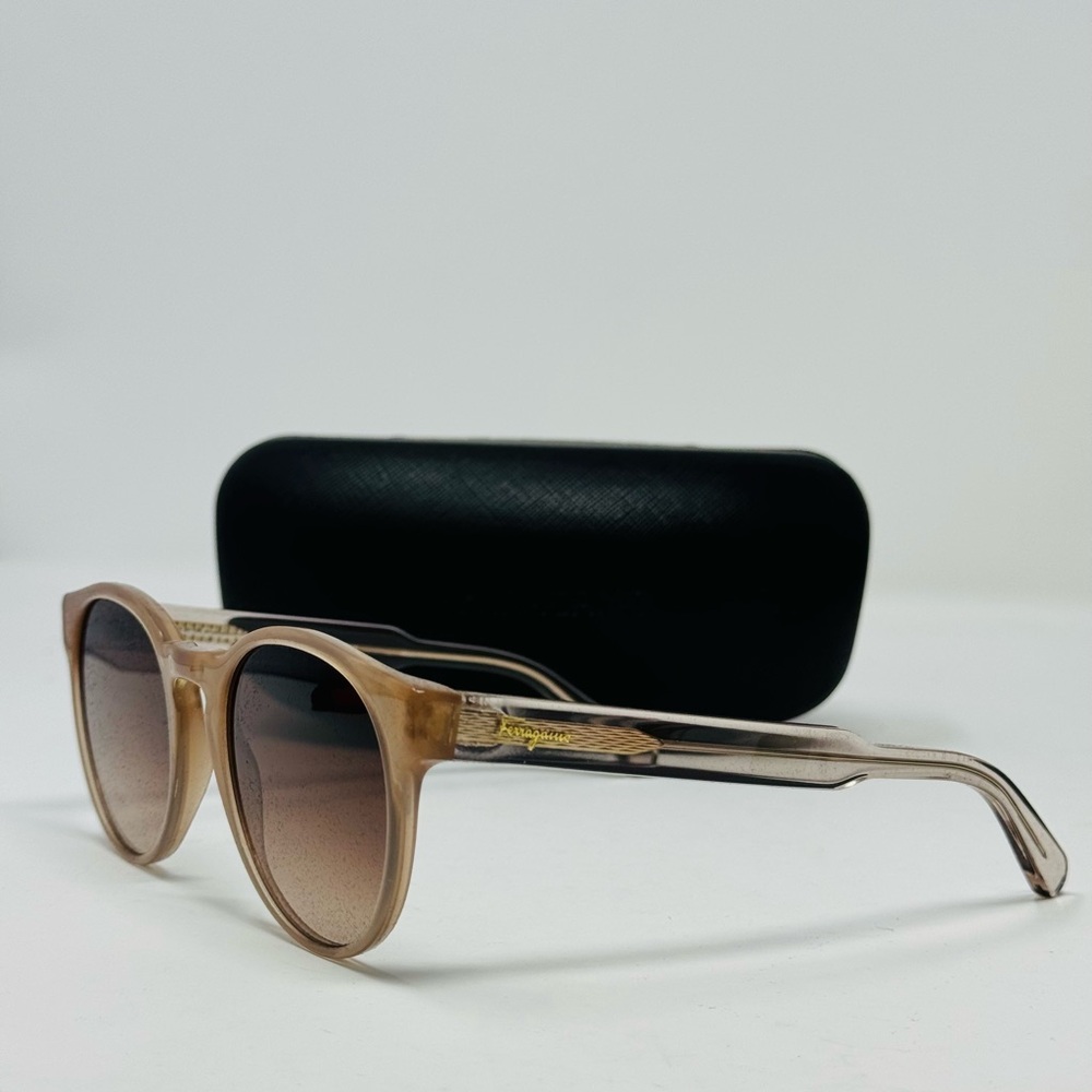 NEW Salvatore Ferragamo Brown Women Authentic Sunglasses W/Case SF1068S 278 52